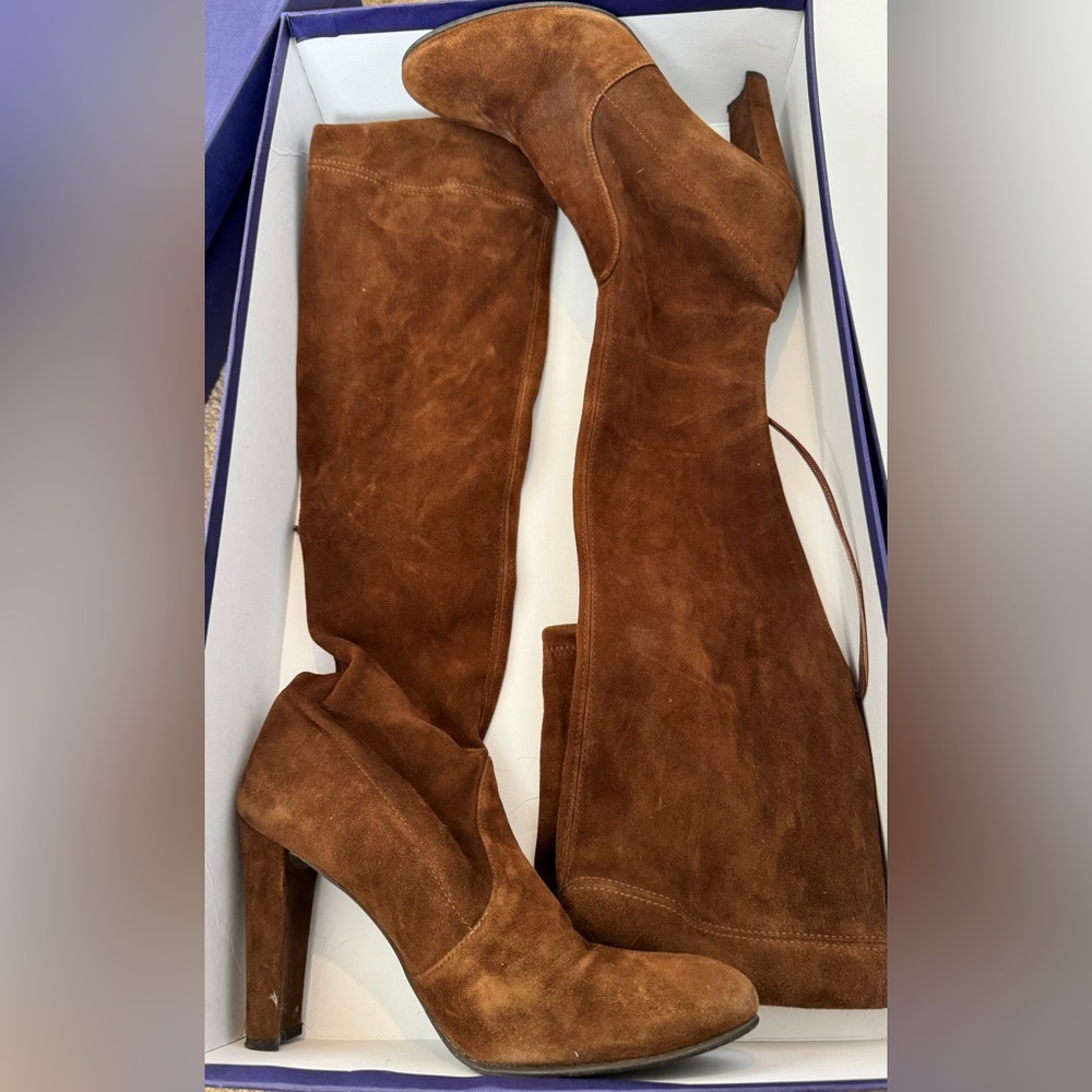 🚨OPEN TO OFFERS 🚨Stuart Weitzman Brown Suede Knee-High Boots
